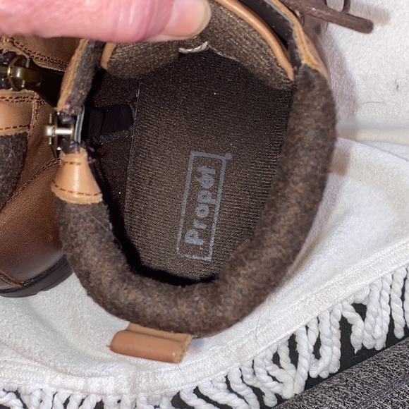 Propét Women's Delaney Fashion Boot Size 7 ( XXE ) - Picture 8 of 9